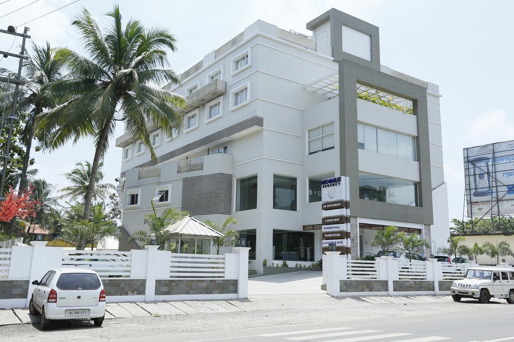 Hotel Moonlit Regency Thodupuzha Номер фото