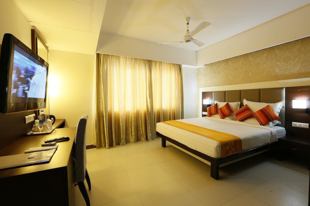 Hotel Moonlit Regency Thodupuzha Номер фото