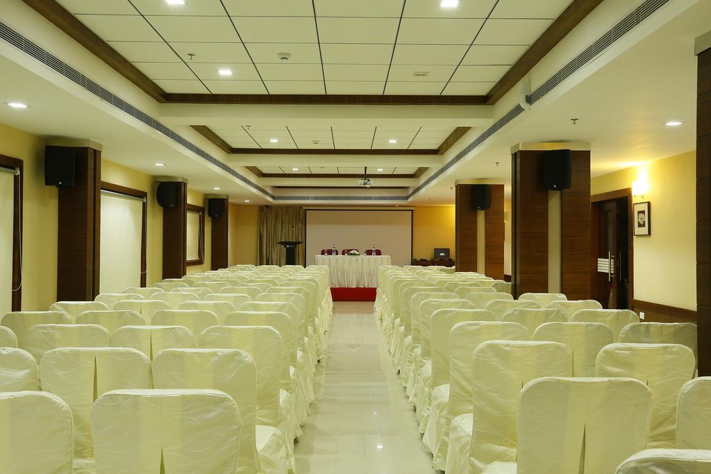 Hotel Moonlit Regency Thodupuzha Екстер'єр фото