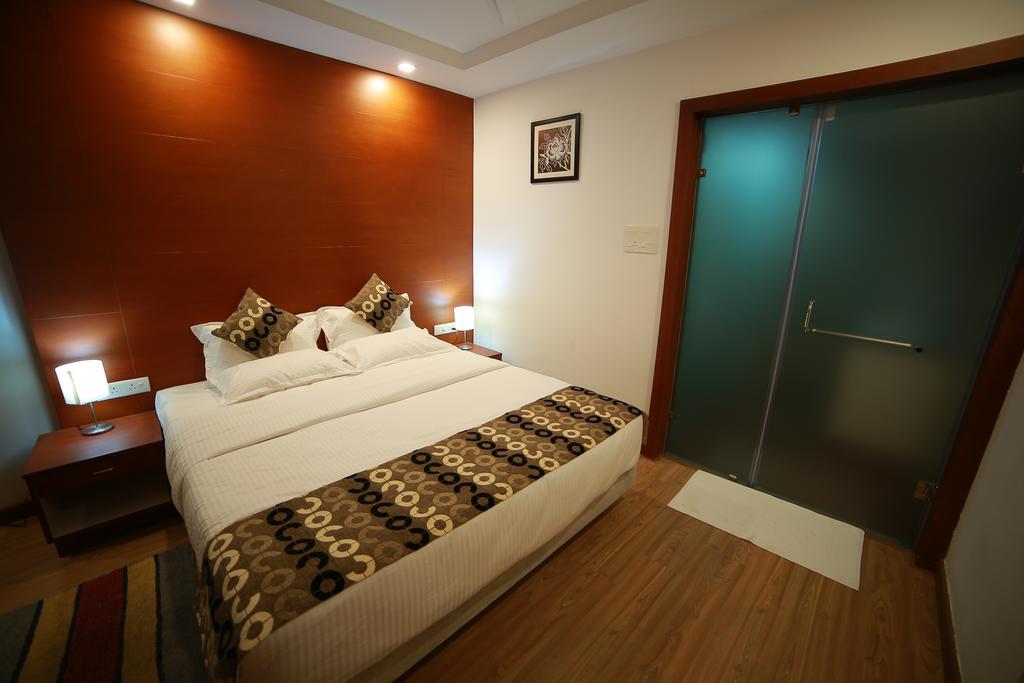 Hotel Moonlit Regency Thodupuzha Екстер'єр фото